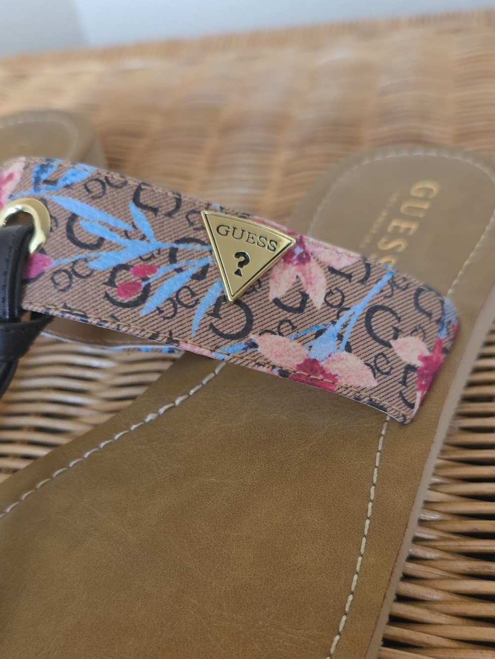 Guess Flip Flops! - Picture 3 of 3